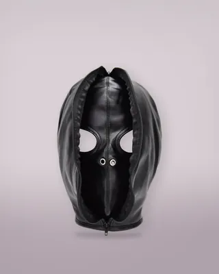 Bound to Please Open Eyed Hood, view 2